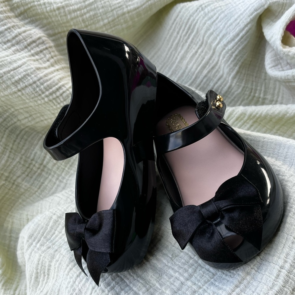 Mini Melissa - Ultra Girl Sweet - size 7 black